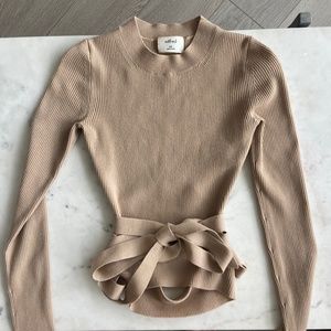 Wilfred sweater in beige